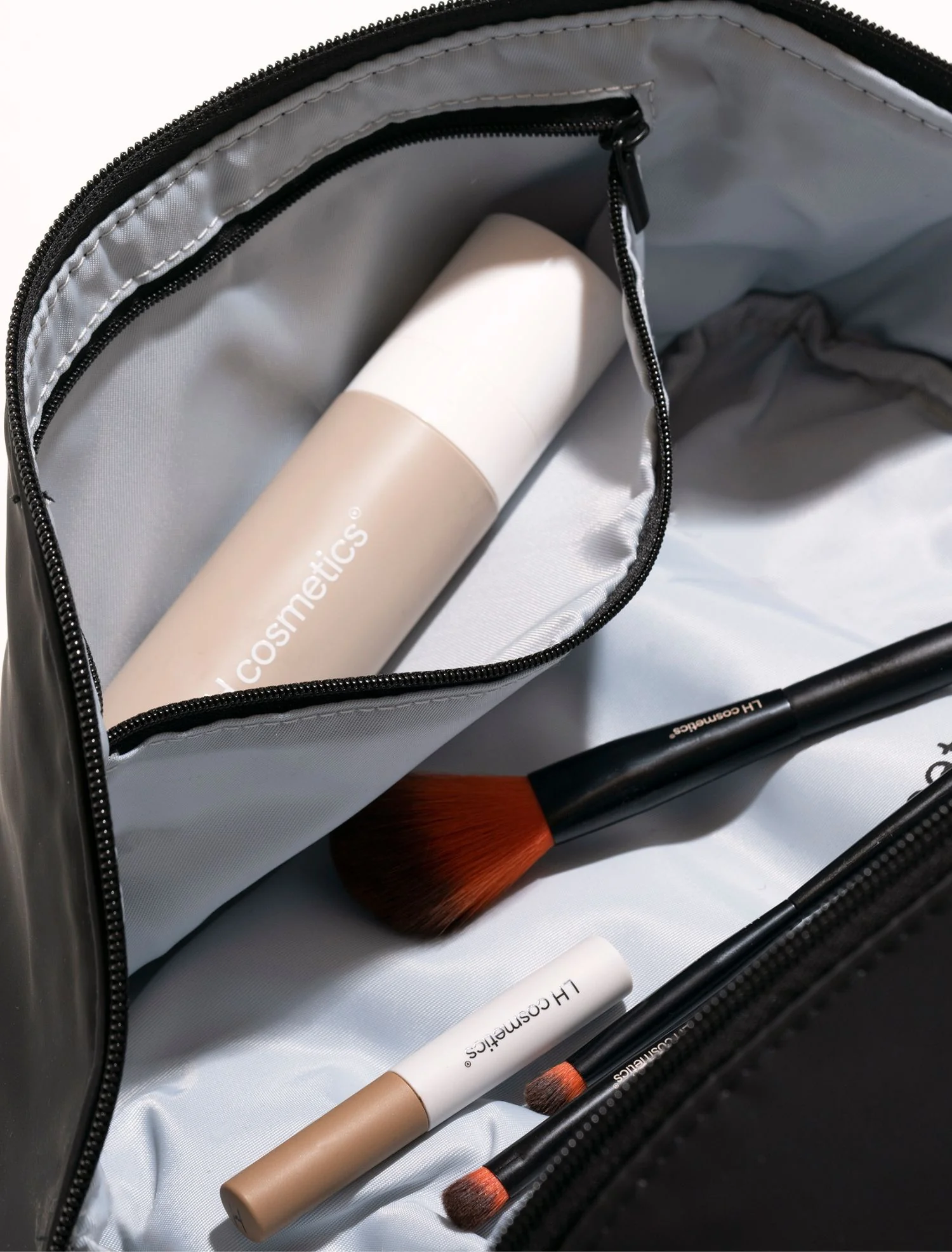 LH Beauty bag - Image 7