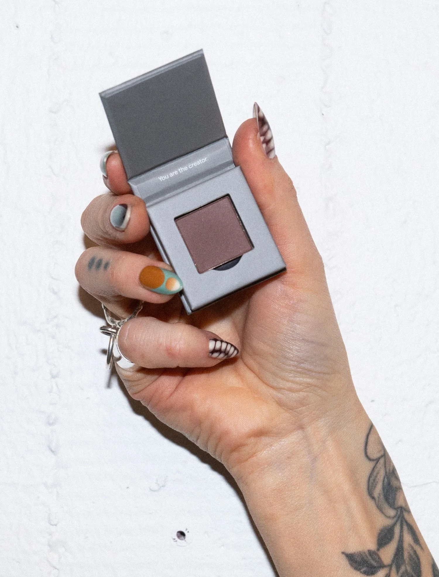 The single - Image 33