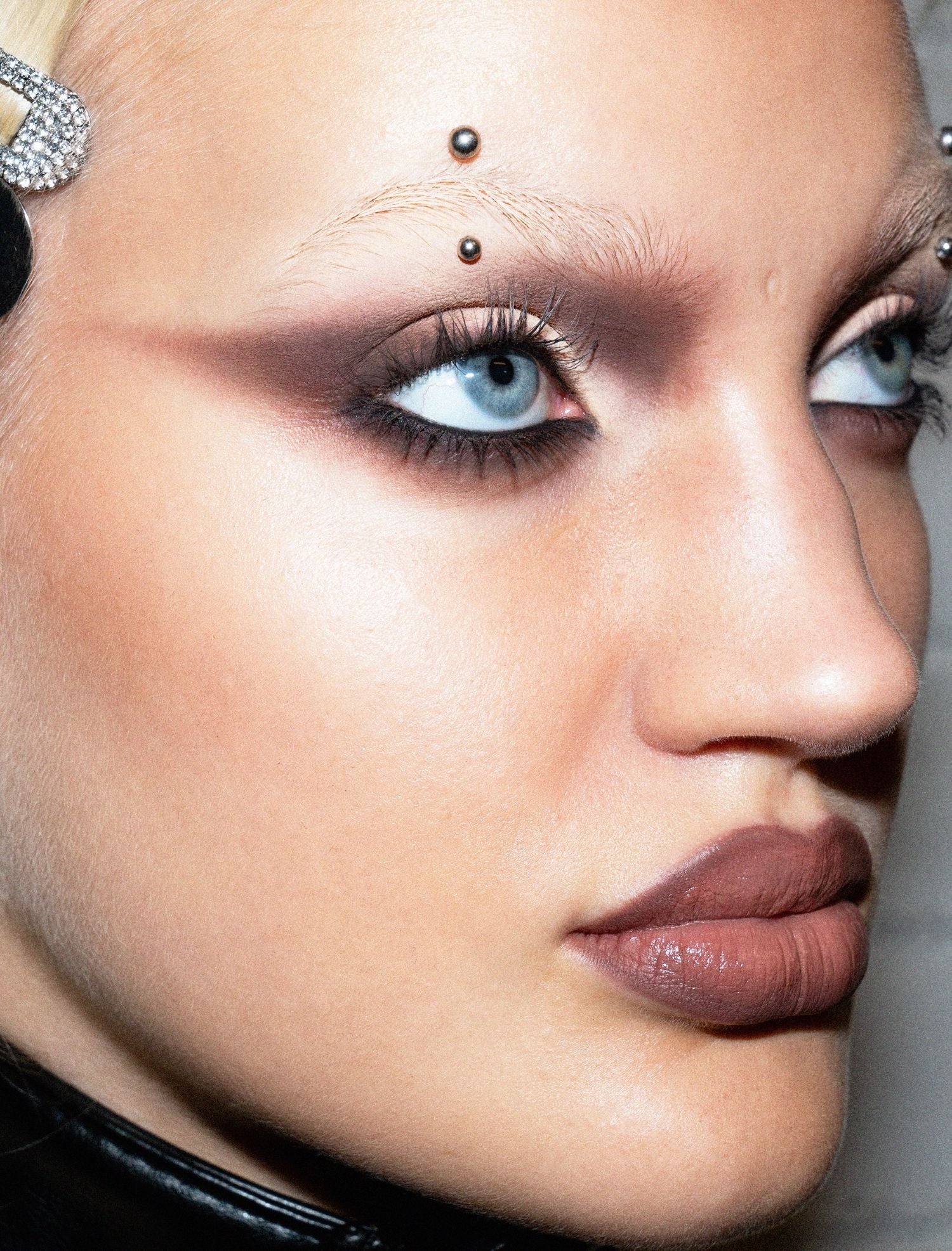 The single - Image 36