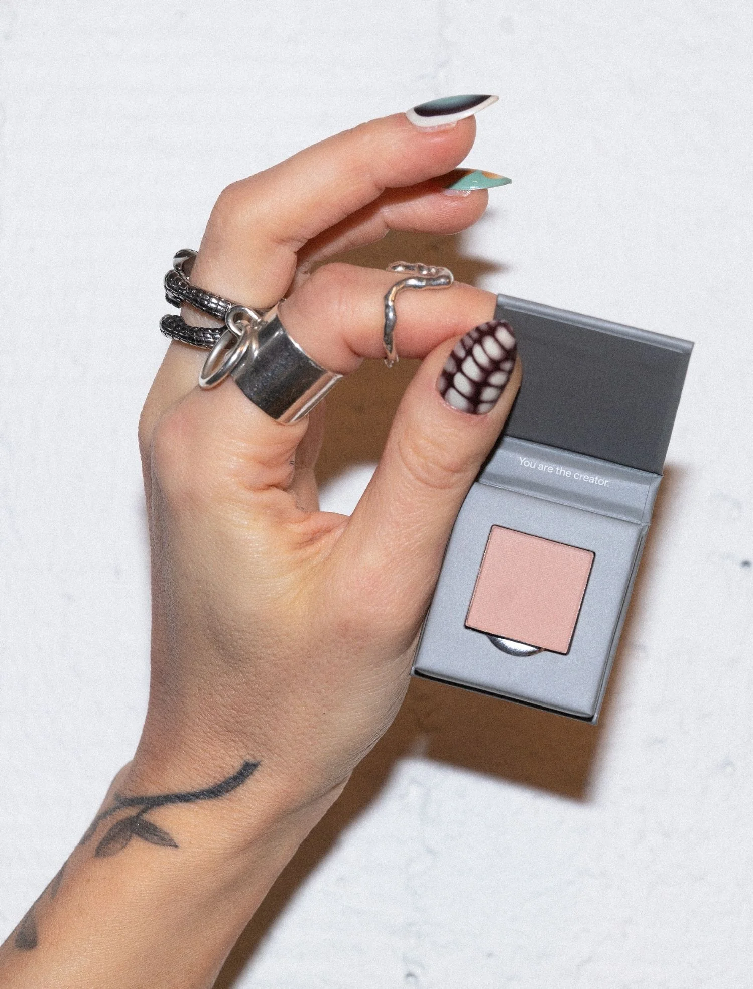 The single - Image 9